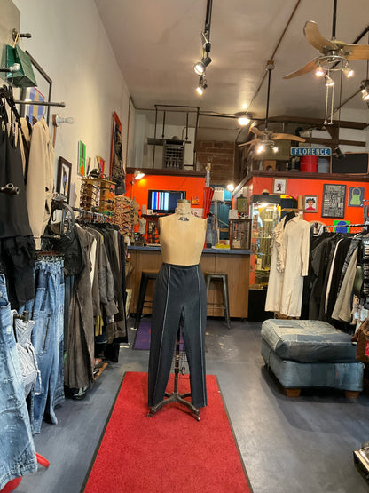 Pull-On Pants / legging with pipping